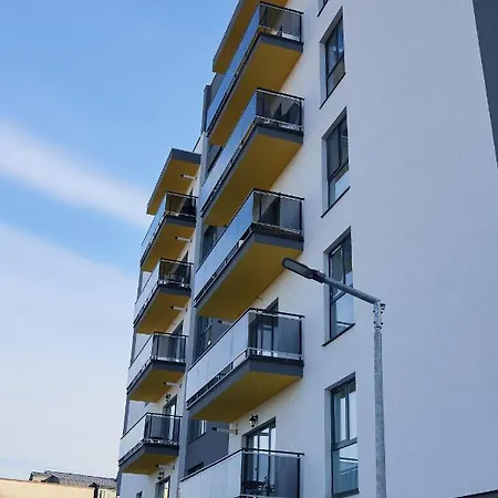 Apartment Cozy W Balcony&parking Floresti (Cluj)