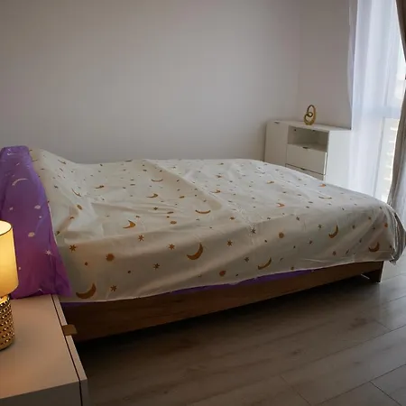 Cozy W Balcony&parking Apartment *